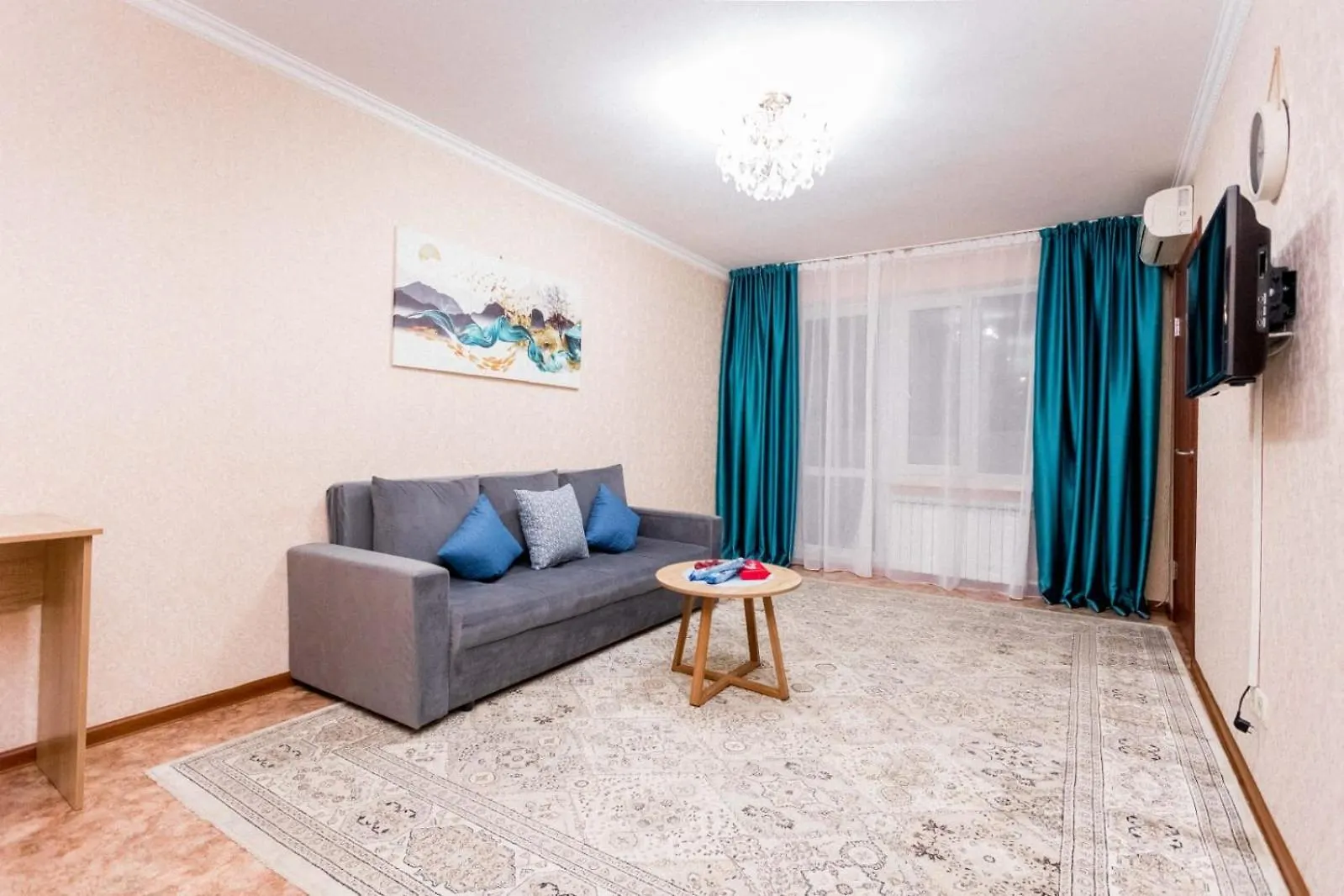 Apartment Яркая Квартира В Сердце Города Almaty Kazakhstan
